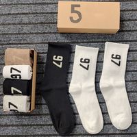 4.(3 pairs, color shown in the picture)