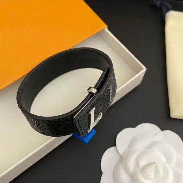 luxury leather bracelet designer jewlery for men bracelets silver gold stainless steel fashion classic party women flower bracelet bangle designer jewelry