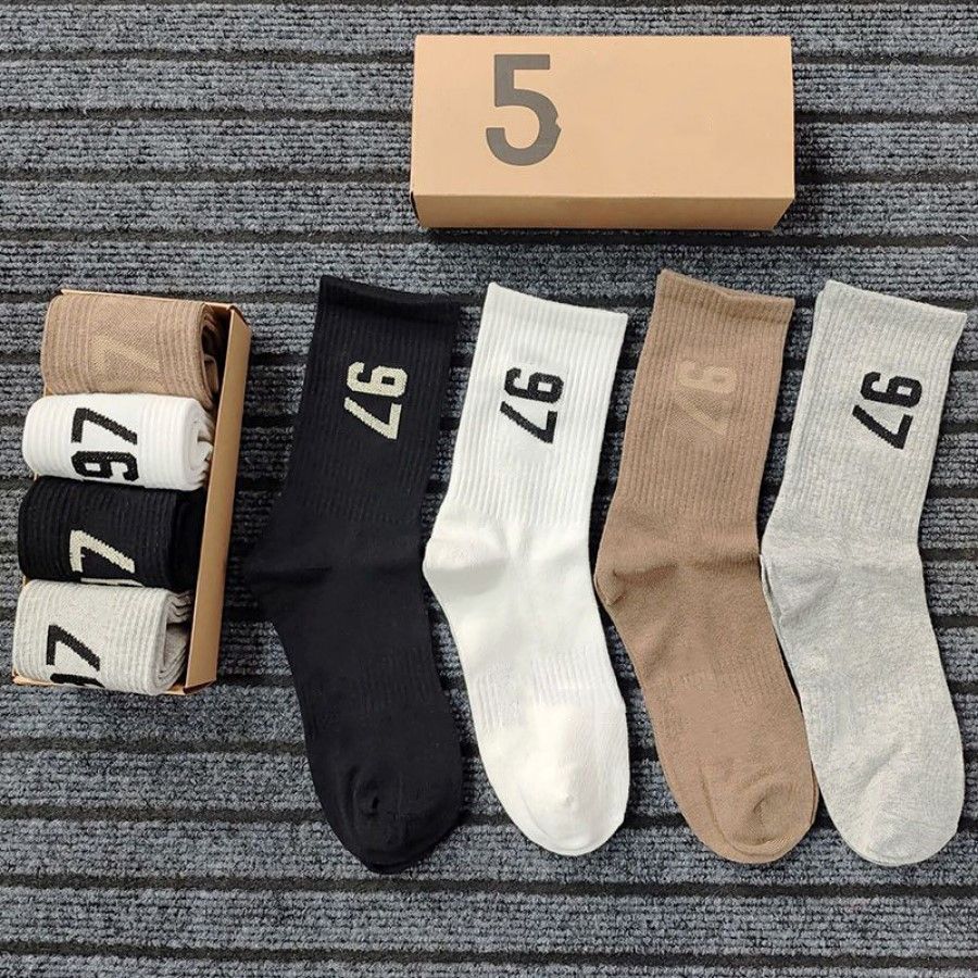Men's Socks Fashion Casual Cotton Breathable Designer Skateboarding Hip Hop Sports Stocking Bagged, not boxed
